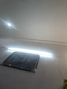 Snapshot of Archi-07 chatting on 10-11-25, 05:44 Archi-07 online show from 10-11-25, 05:44