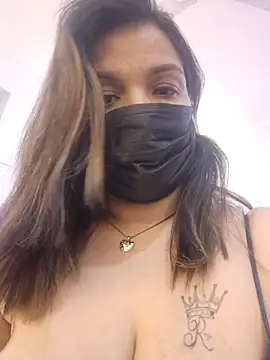 Snapshot of Archi-07 chatting on 10-26-25, 09:42 Archi-07 online show from 10-26-25, 09:42