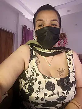 Snapshot of Archi-07 chatting on 11-02-25, 08:17 Archi-07 online show from 11-02-25, 08:17