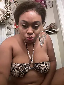 camiliaskye online show from 05-22-26, 03:24