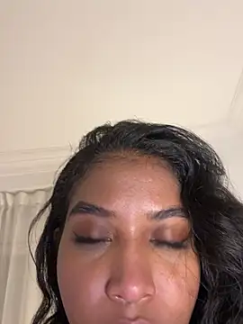 IamCrystal2 online show from 03-16-26, 05:44