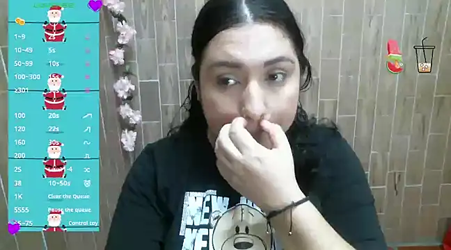 Snapshot of solyeria chatting on 12-11-24, 08:07 solyeria online show from 12-11-24, 08:07