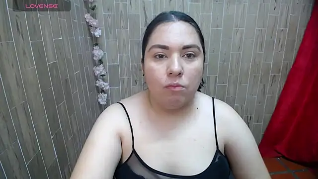 Snapshot of solyeria chatting on 04-23-26, 01:18 solyeria online show from 04-23-26, 01:18