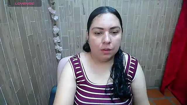 Snapshot of solyeria chatting on 05-01-26, 03:38 solyeria online show from 05-01-26, 03:38