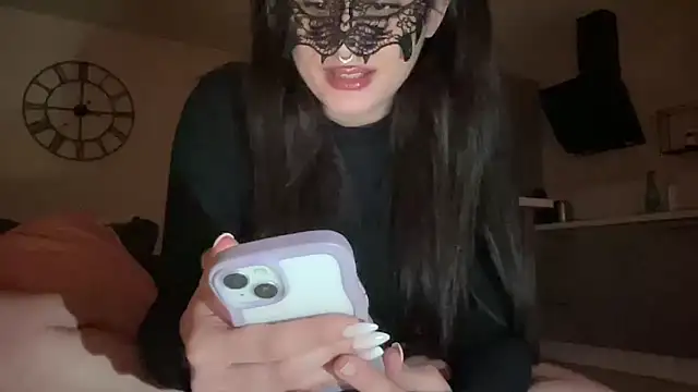 Snapshot of DominaCat75 chatting on 12-03-24, 02:47 DominaCat75 online show from 12-03-24, 02:47