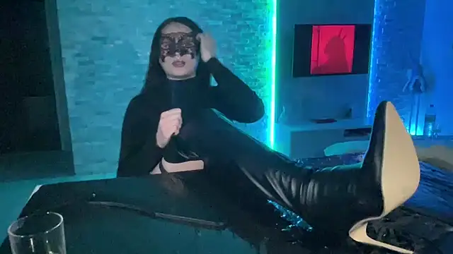 Snapshot of DominaCat75 chatting on 12-10-24, 04:56 DominaCat75 online show from 12-10-24, 04:56