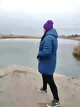 Snapshot of Holly-69 chatting on 01-22-25, 02:14 Holly-69 online show from 01-22-25, 02:14