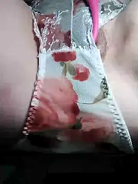 Snapshot of Holly-69 chatting on 10-31-25, 09:21 Holly-69 online show from 10-31-25, 09:21