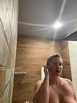 Snapshot of LanaShockk chatting on 12-25-24, 09:11 LanaShockk online show from 12-25-24, 09:11