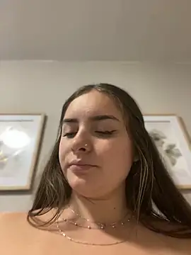 imlindapink online show from 01-10-25, 07:00