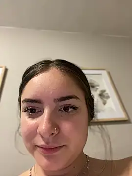 imlindapink online show from 01-10-25, 10:04