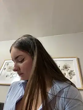 imlindapink online show from 01-21-25, 06:12