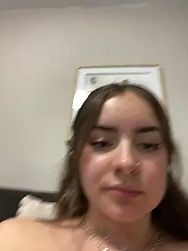 imlindapink online show from 01-24-25, 07:18