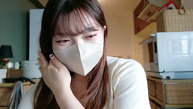  Yui  online show from 09-29-25, 07:13