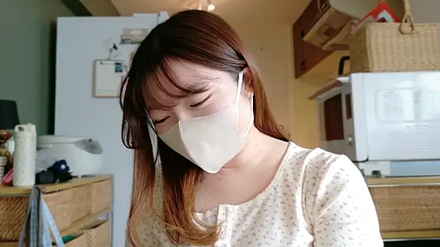  Yui  online show from 10-03-25, 03:36