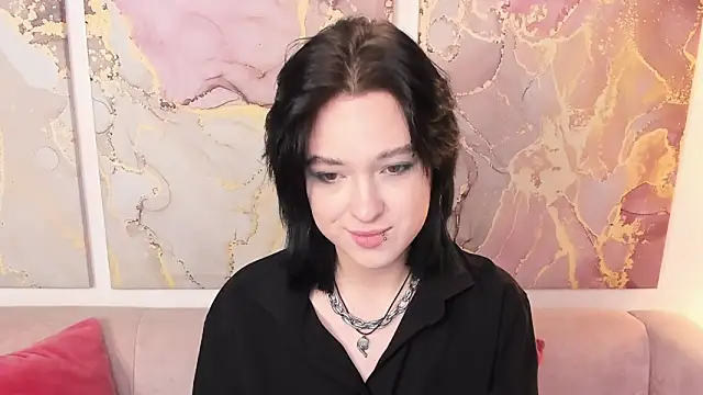 fiamoory online show from 10-15-25, 01:17