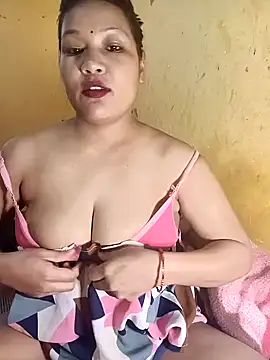 Radhikadavi879 online show from 01-12-25, 09:40