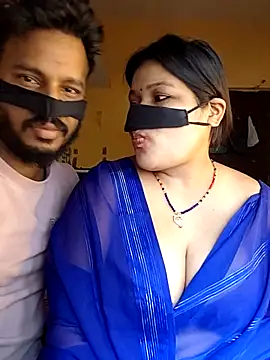 Snapshot of Radhikadavi879 chatting on 12-22-25, 07:38 Radhikadavi879 online show from 12-22-25, 07:38
