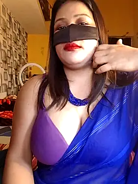 Snapshot of Radhikadavi879 chatting on 01-14-26, 05:13 Radhikadavi879 online show from 01-14-26, 05:13
