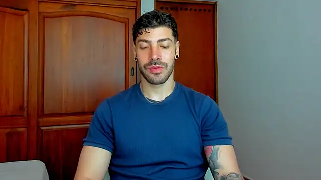 Guyinthemountain online show from 05-12-26, 12:57
