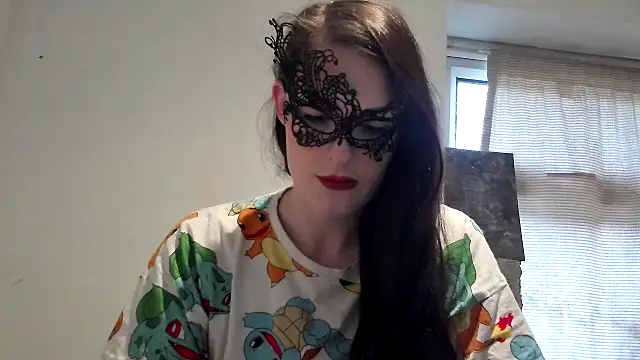 LexiSnowUK online show from 02-17-25, 09:56