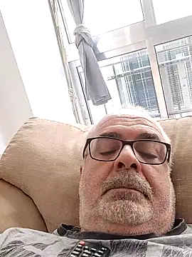 Snapshot of Satiro_Sevilla chatting on 09-30-25, 01:38 Satiro Sevilla online show from 09-30-25, 01:38