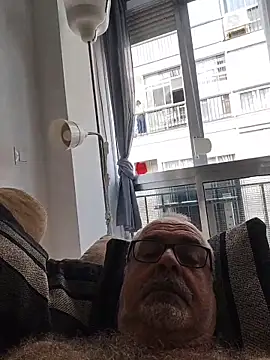 Snapshot of Satiro_Sevilla chatting on 10-08-25, 01:53 Satiro Sevilla online show from 10-08-25, 01:53