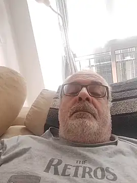 Snapshot of Satiro_Sevilla chatting on 10-28-25, 03:14 Satiro Sevilla online show from 10-28-25, 03:14