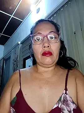 Snapshot of anniecoopeer chatting on 01-12-25, 02:45 anniecoopeer online show from 01-12-25, 02:45