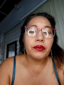 Snapshot of anniecoopeer chatting on 01-23-25, 11:37 anniecoopeer online show from 01-23-25, 11:37