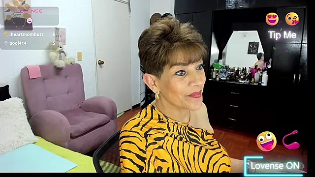 Angelina Stone 65 online show from 11-26-25, 01:06