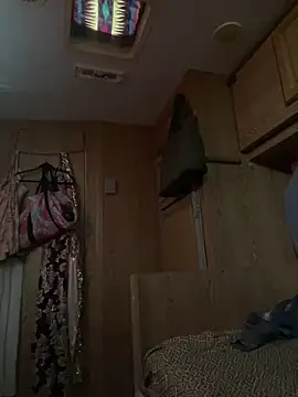 Snapshot of HoneyBdaQueen chatting on 01-03-25, 04:16 HoneyBdaQueen online show from 01-03-25, 04:16