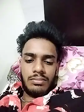 Snapshot of PRASADREDDY_HYD chatting on 12-18-24, 07:30 PRASADREDDY HYD online show from 12-18-24, 07:30