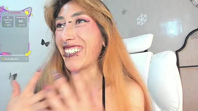 Asterothxznikki online show from 03-05-26, 01:45