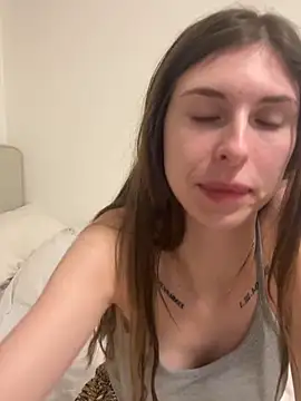 emma05 online show from 12-09-24, 08:12