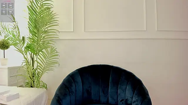 Snapshot of Abril_Storm chatting on 03-21-25, 09:45 Abril Storm online show from 03-21-25, 09:45