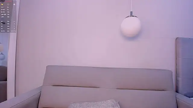 Snapshot of Abril_Storm chatting on 09-11-25, 08:31 Abril Storm online show from 09-11-25, 08:31