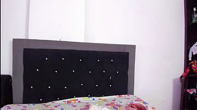 skaysanchez1 online show from 01-29-25, 03:47