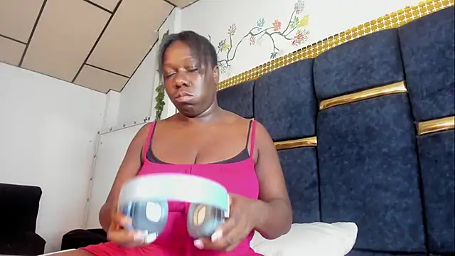 skaysanchez1 online show from 09-24-25, 01:03