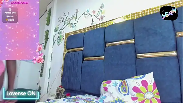 skaysanchez1 online show from 10-21-25, 03:57