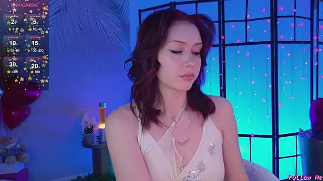 Snapshot of Sky_Eyes_ chatting on 03-03-25, 05:42 Sky Eyes online show from 03-03-25, 05:42