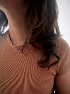 im lorein online show from 10-08-25, 07:00