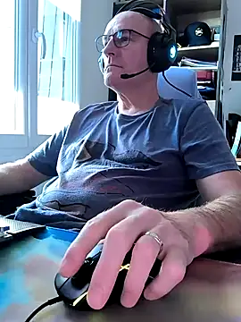 bogland33 online show from 02-16-25, 02:10