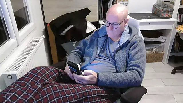 bogland33 online show from 02-16-25, 09:16