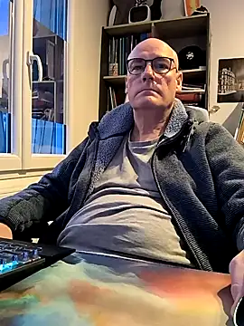 bogland33 online show from 02-23-25, 05:39