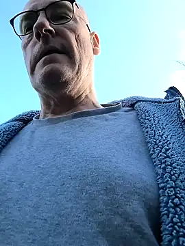 bogland33 online show from 02-25-25, 02:33