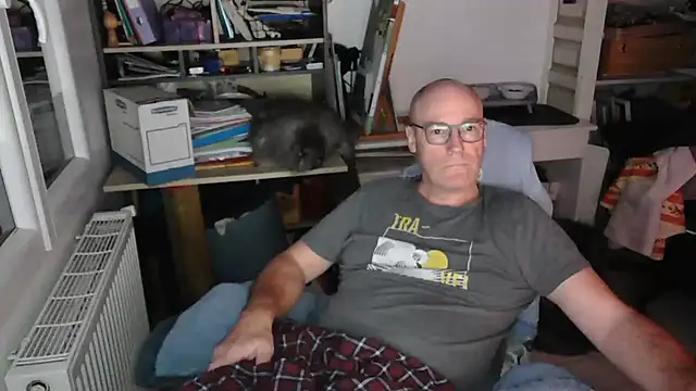 bogland33 online show from 02-25-25, 08:41