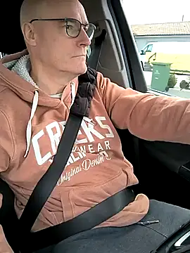 bogland33 online show from 03-10-25, 01:10