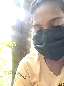 Snapshot of kumaricapalsex2 chatting on 02-05-25, 04:37 kumaricapalsex2 online show from 02-05-25, 04:37