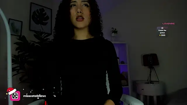 miss catalinaa online show from 12-27-24, 11:39